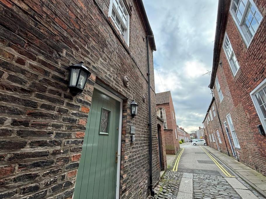 Quirky Cottage In The Historical Town Of Beverley Exteriör bild